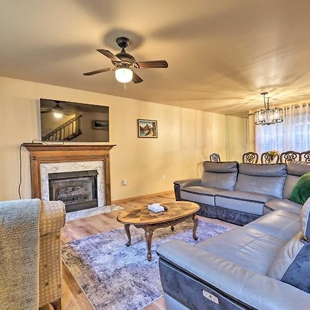 Spacious Tobyhanna Home With Lake Access And Fire Pit! المظهر الخارجي الصورة