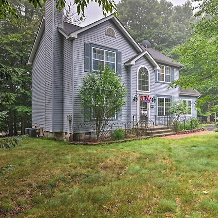 Spacious Tobyhanna Home With Lake Access And Fire Pit! المظهر الخارجي الصورة