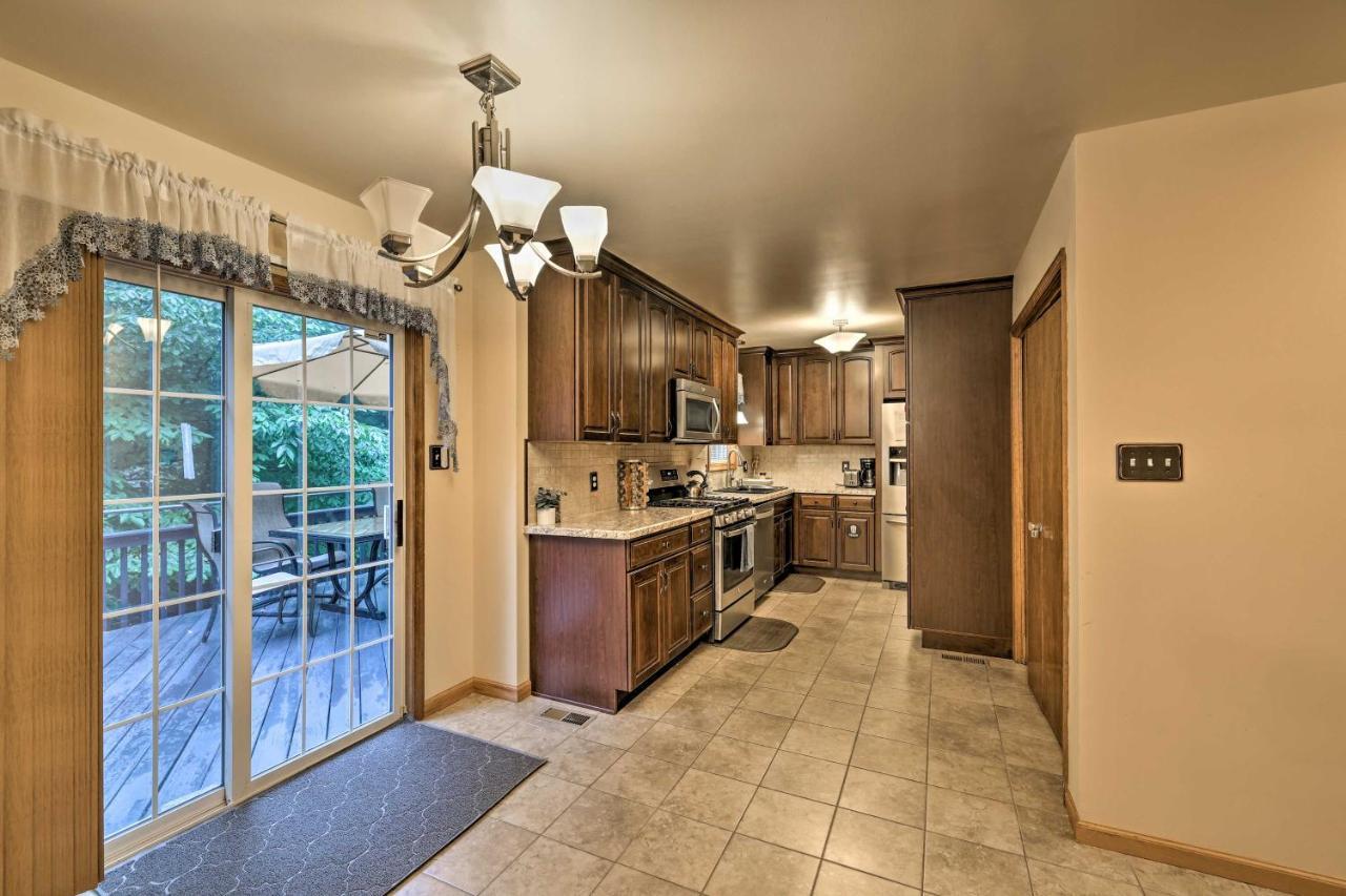 Spacious Tobyhanna Home With Lake Access And Fire Pit! المظهر الخارجي الصورة
