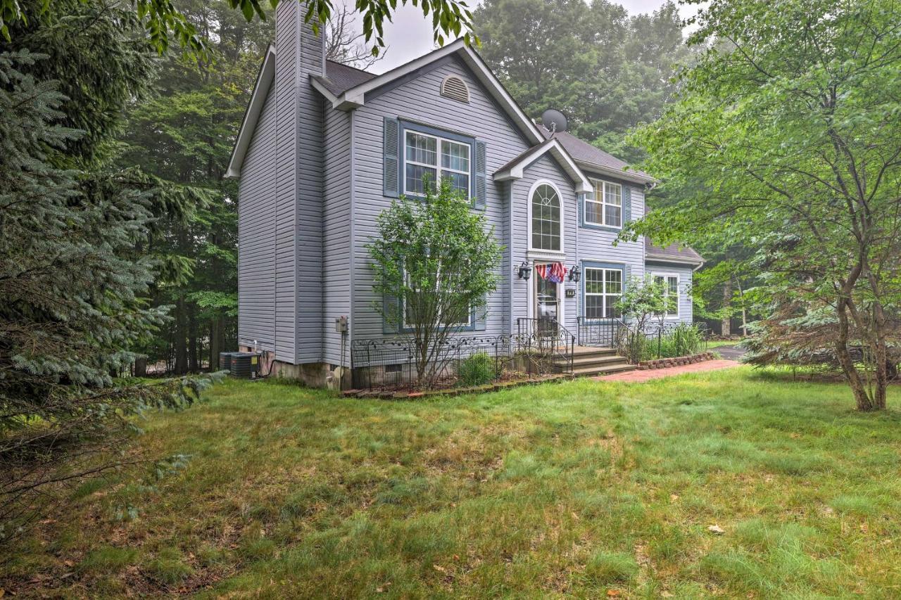 Spacious Tobyhanna Home With Lake Access And Fire Pit! المظهر الخارجي الصورة